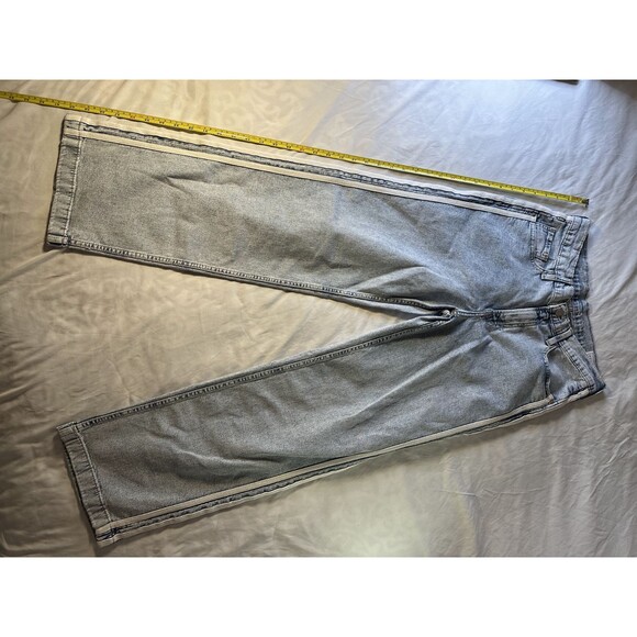 GAP Denim - GAP ’90s Loose Mid Rise Jeans Women’s 26 2R Light Wash Denim